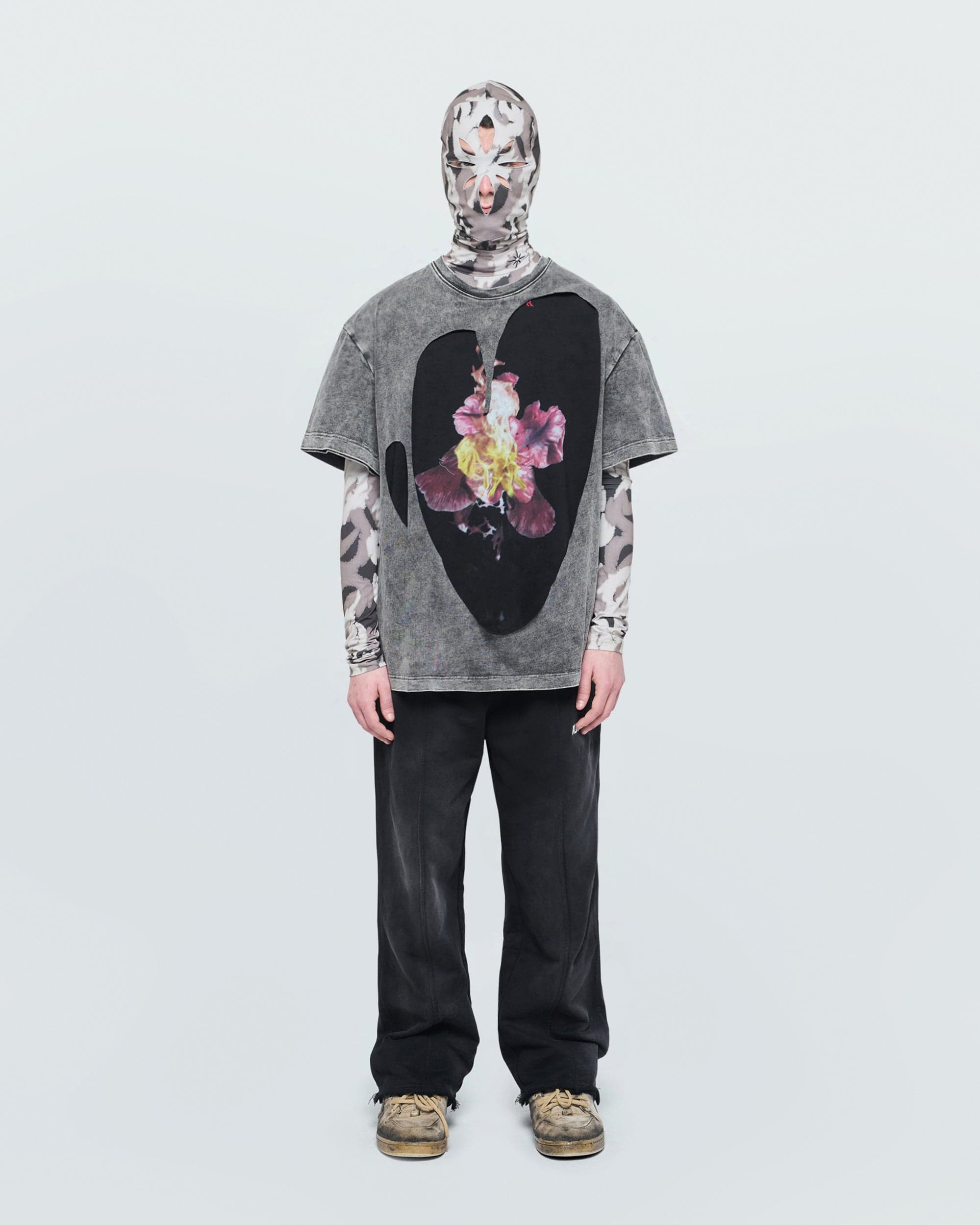Layered T-Shirt — vue 3
