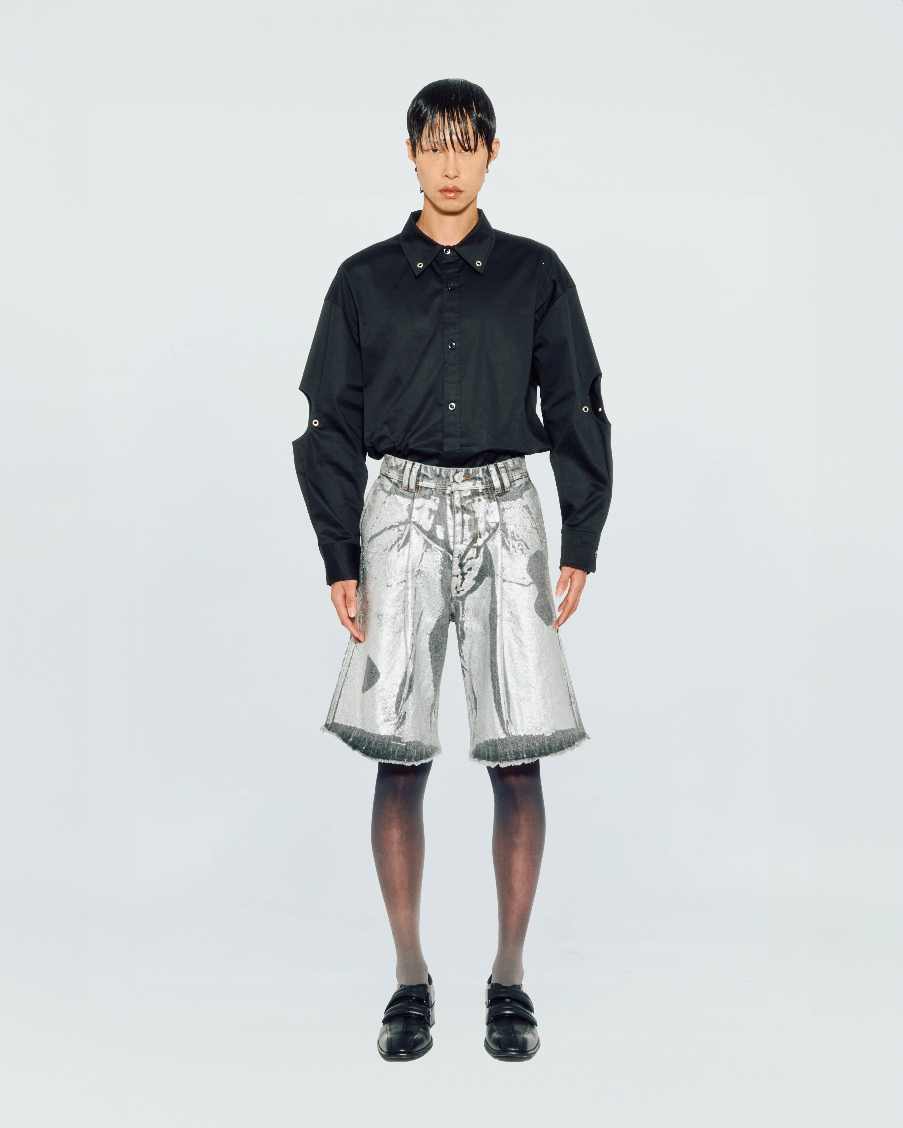 Silver Wash Denim Shorts — vue 3