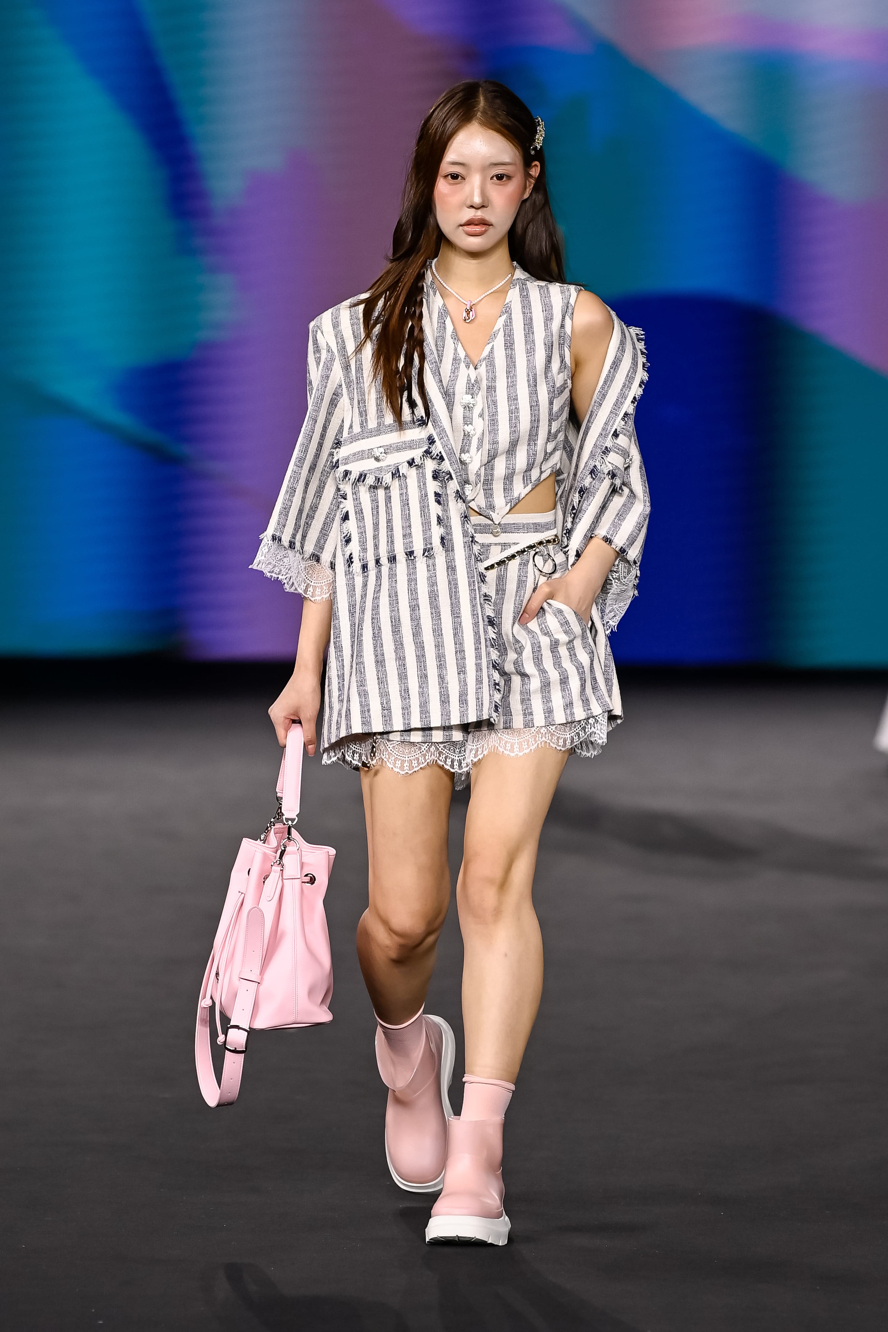 26SS Gray Striped Pattern Half Sleeve Jacket