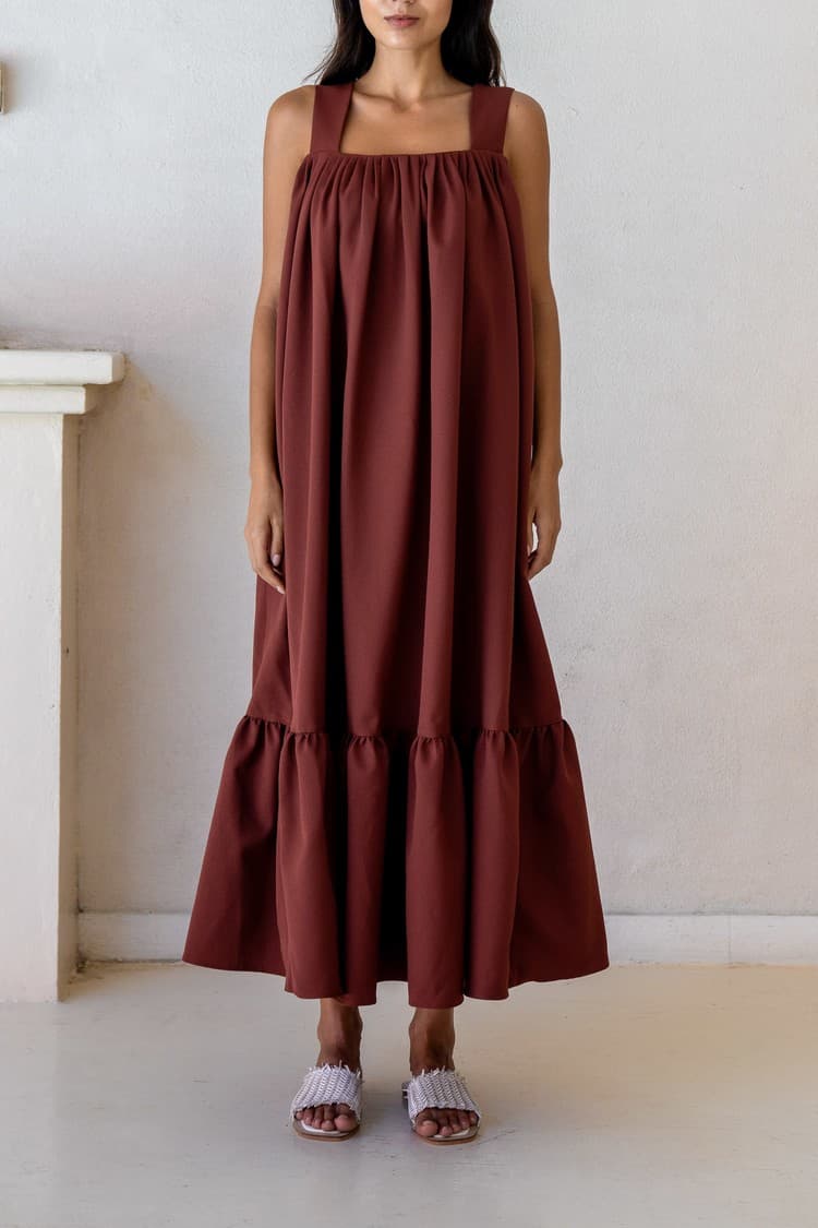 Daphne Brown Tie-back Maxi Dress — vue 3