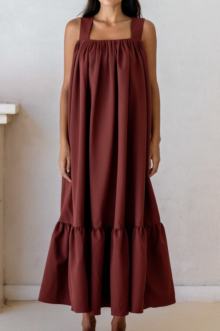 Daphne Brown Tie-back Maxi Dress — vue 1