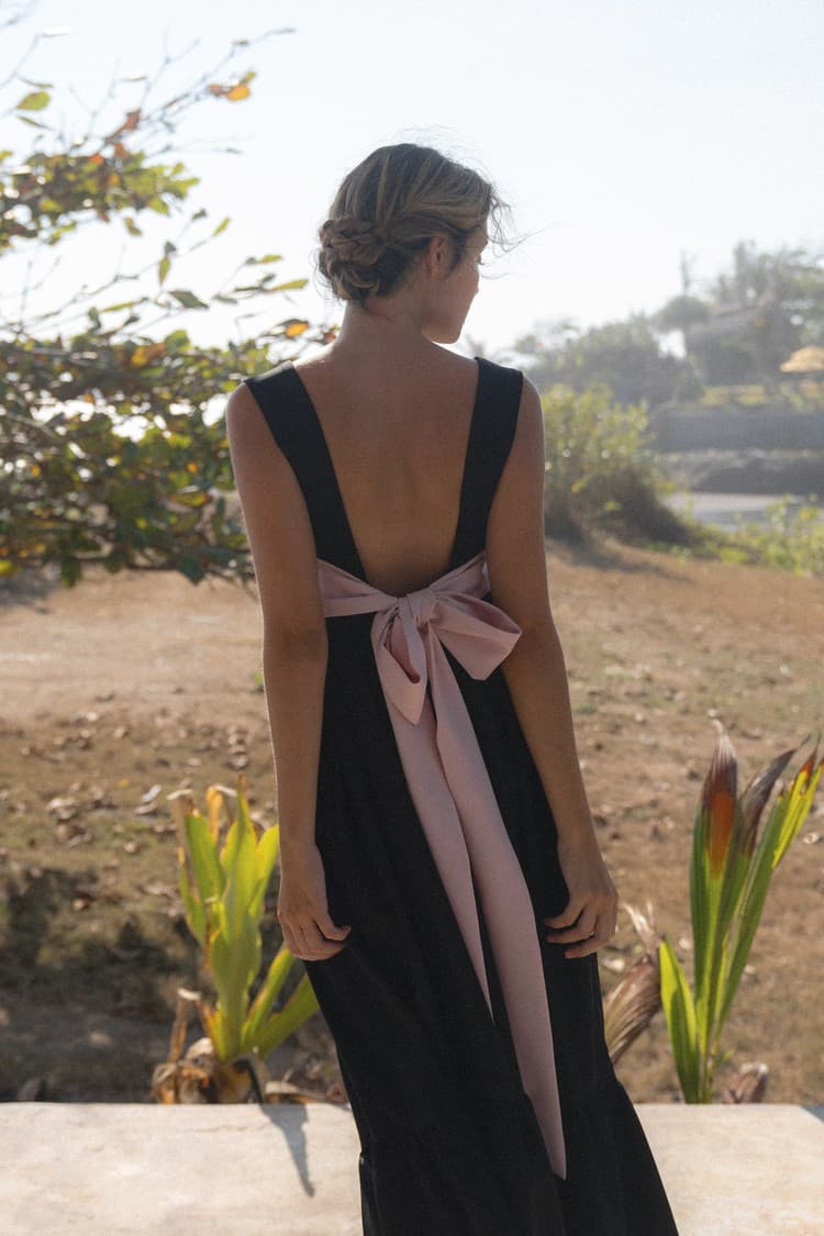 Daphne Black Tie-back Maxi Dress — vue 8