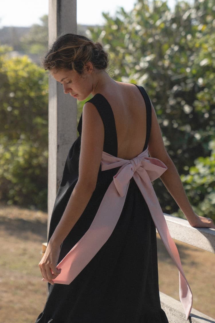 Daphne Black Tie-back Maxi Dress — vue 9