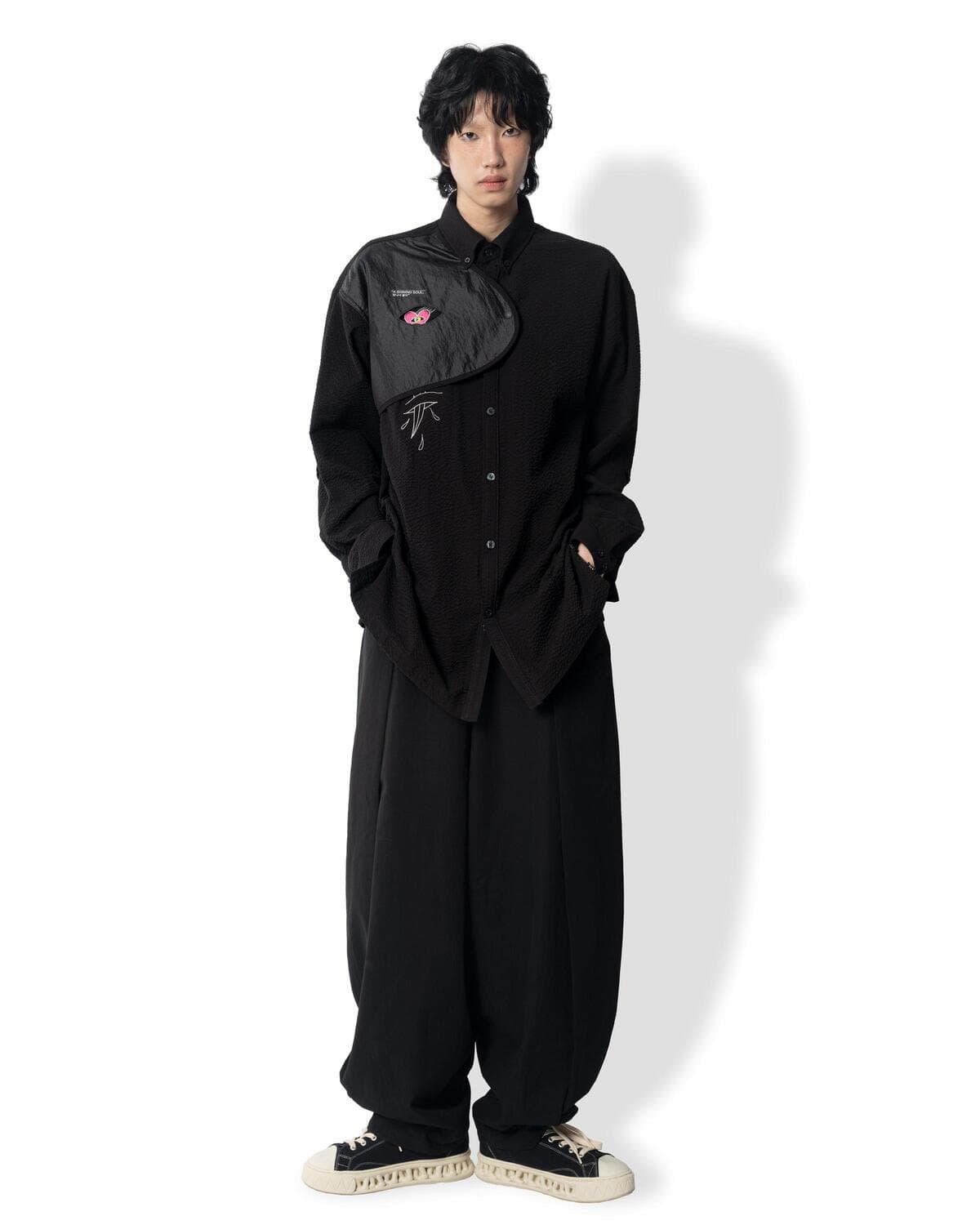 Embossed Snap Shirt (Black) — vue 6