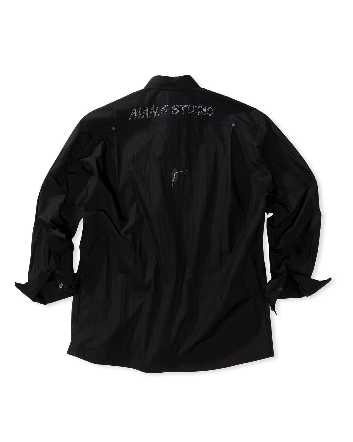Pleated Signature Out-Pocket Shirt (Black)