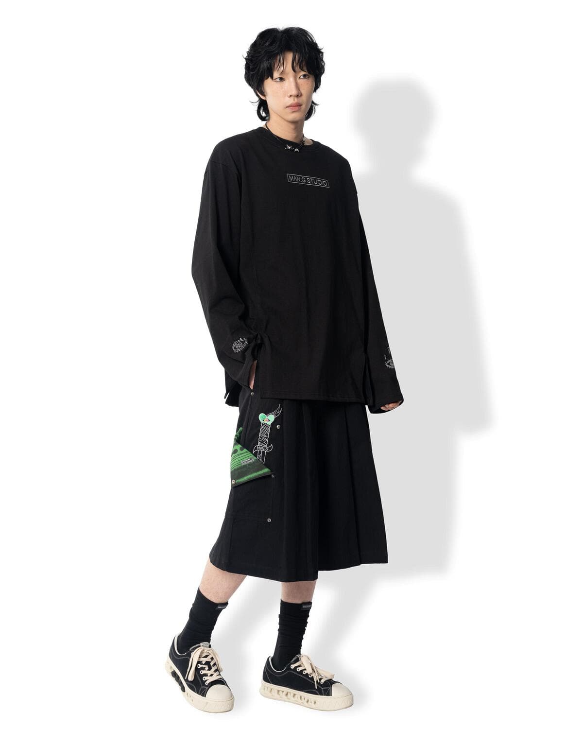 Pocket Point Slit Long Sleeve T-Shirt (Black) — vue 6