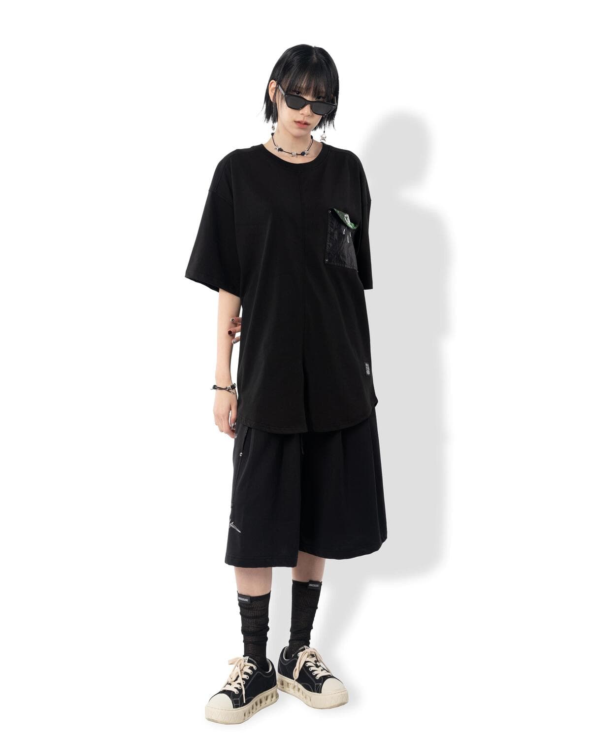 Folding Pocket Short-Sleeved T-shirt (Black) — vue 7