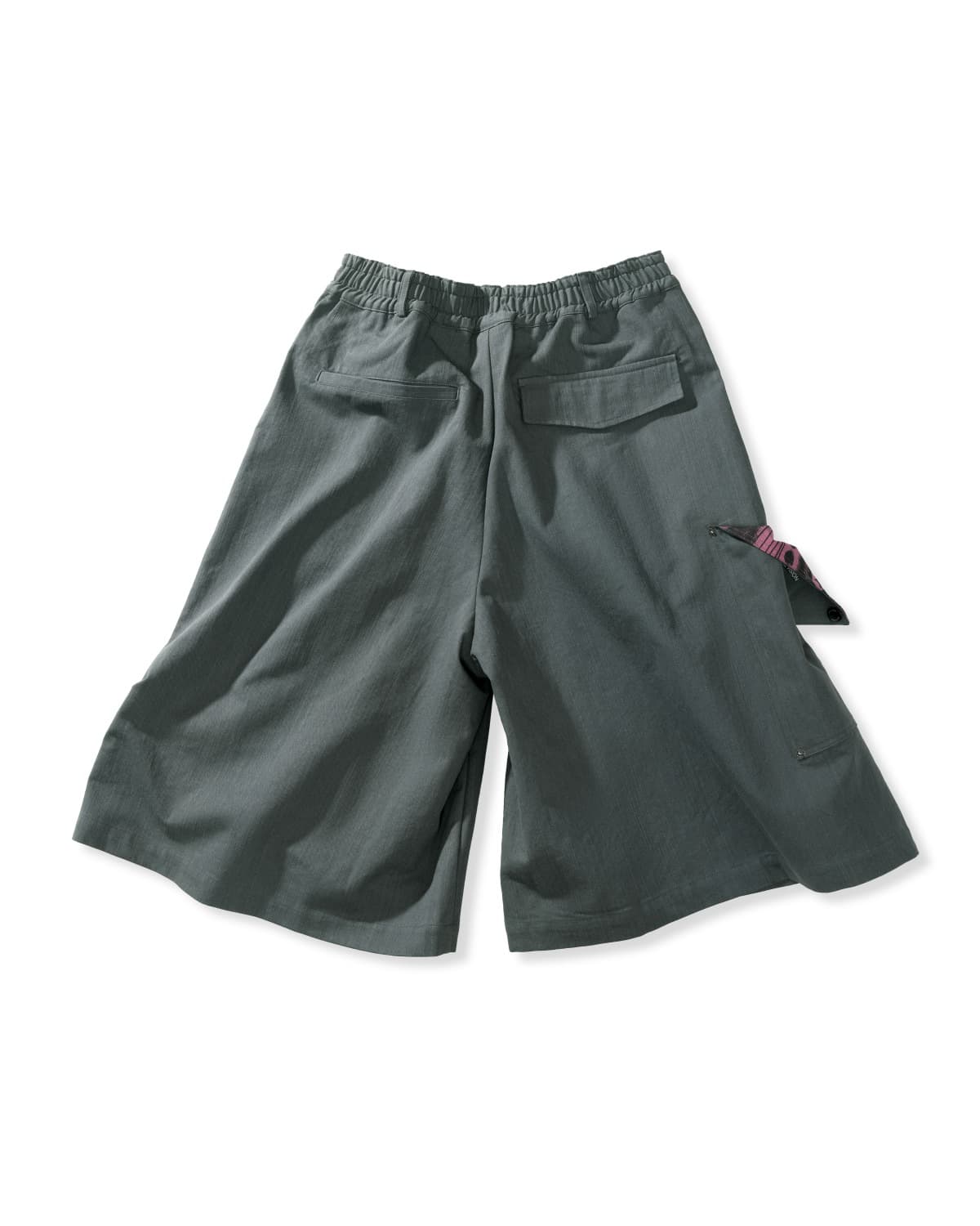 Side Pocket Bermuda Pants (Gray)