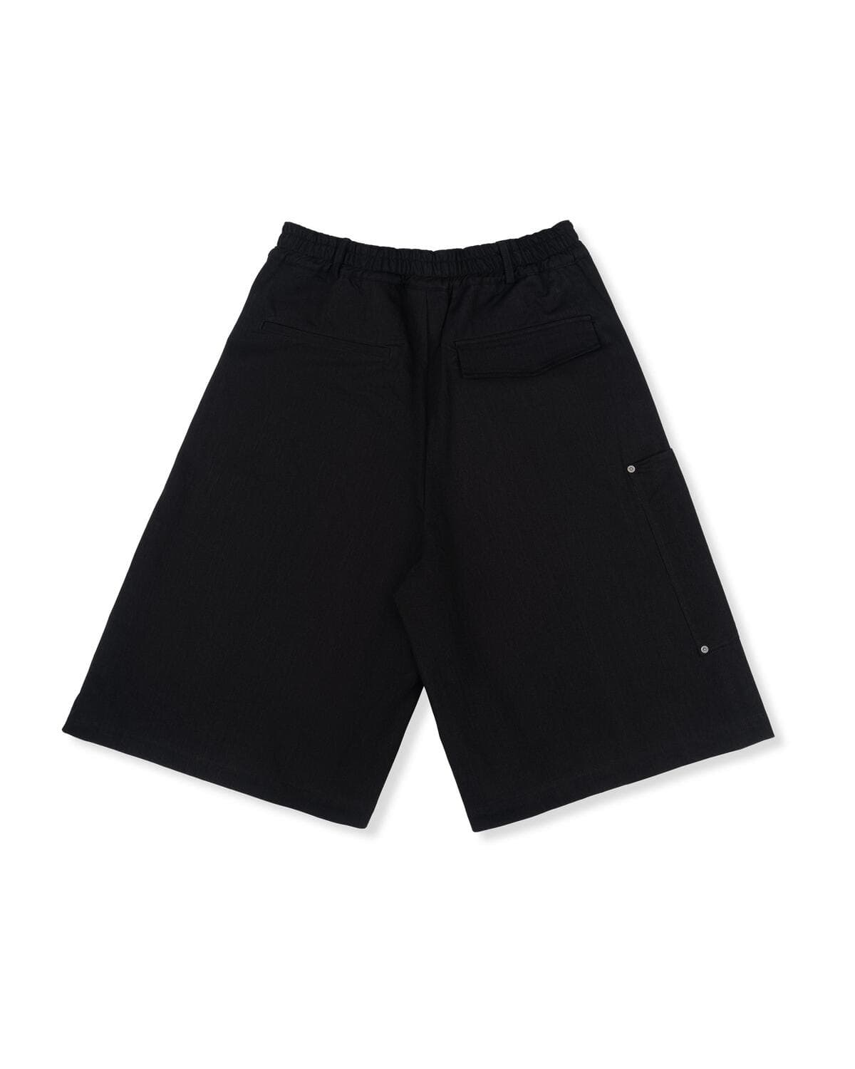 Side Pocket Bermuda Pants (Black) — vue 5