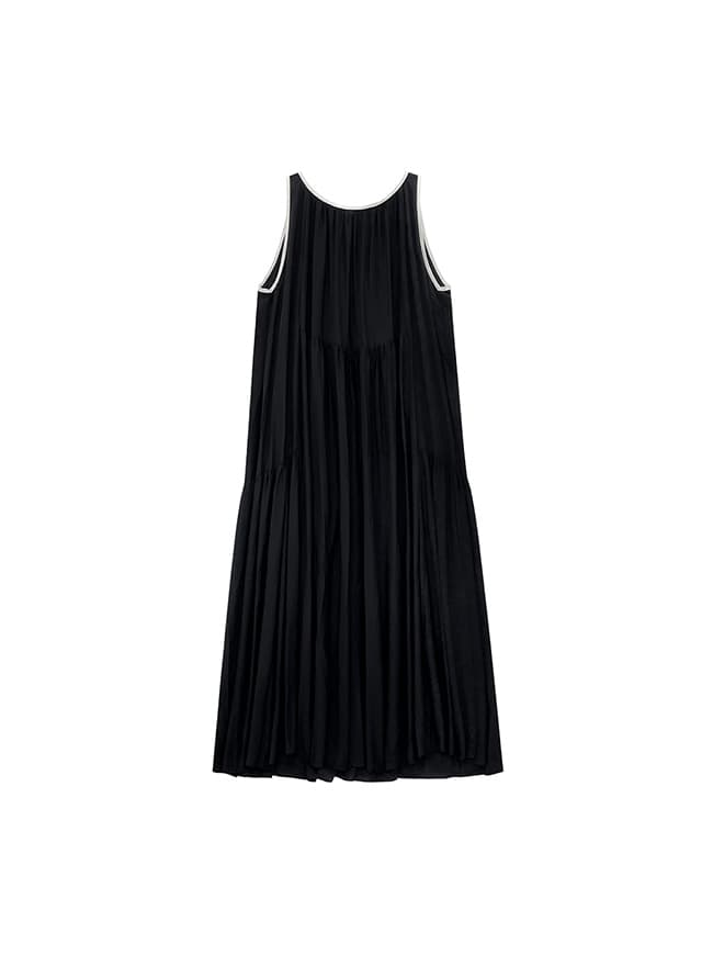 Shirring Maxi Dress — vue 3