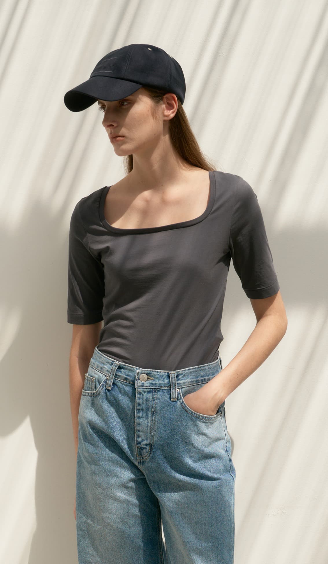 TOR SQUARE NECK TOP_CHARCOAL
