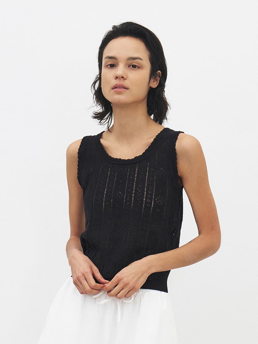 TFR CROCHET LACE SLEEVELESS KNIT TOP_BLACK
