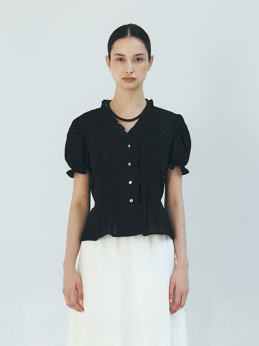 TFR PINTUCK FRILL BLOUSE_BLACK