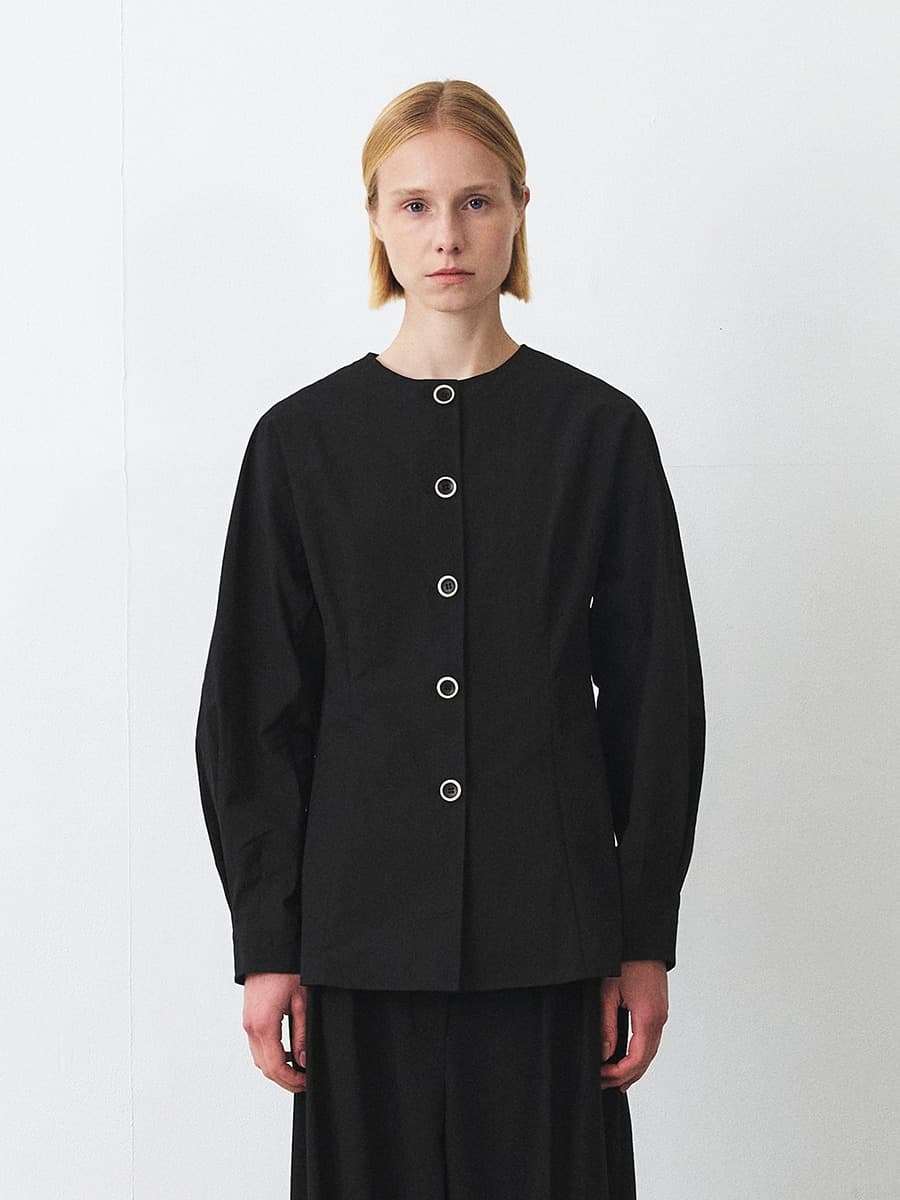 TFF ROUND NECK LINE BLOUSE_BLACK