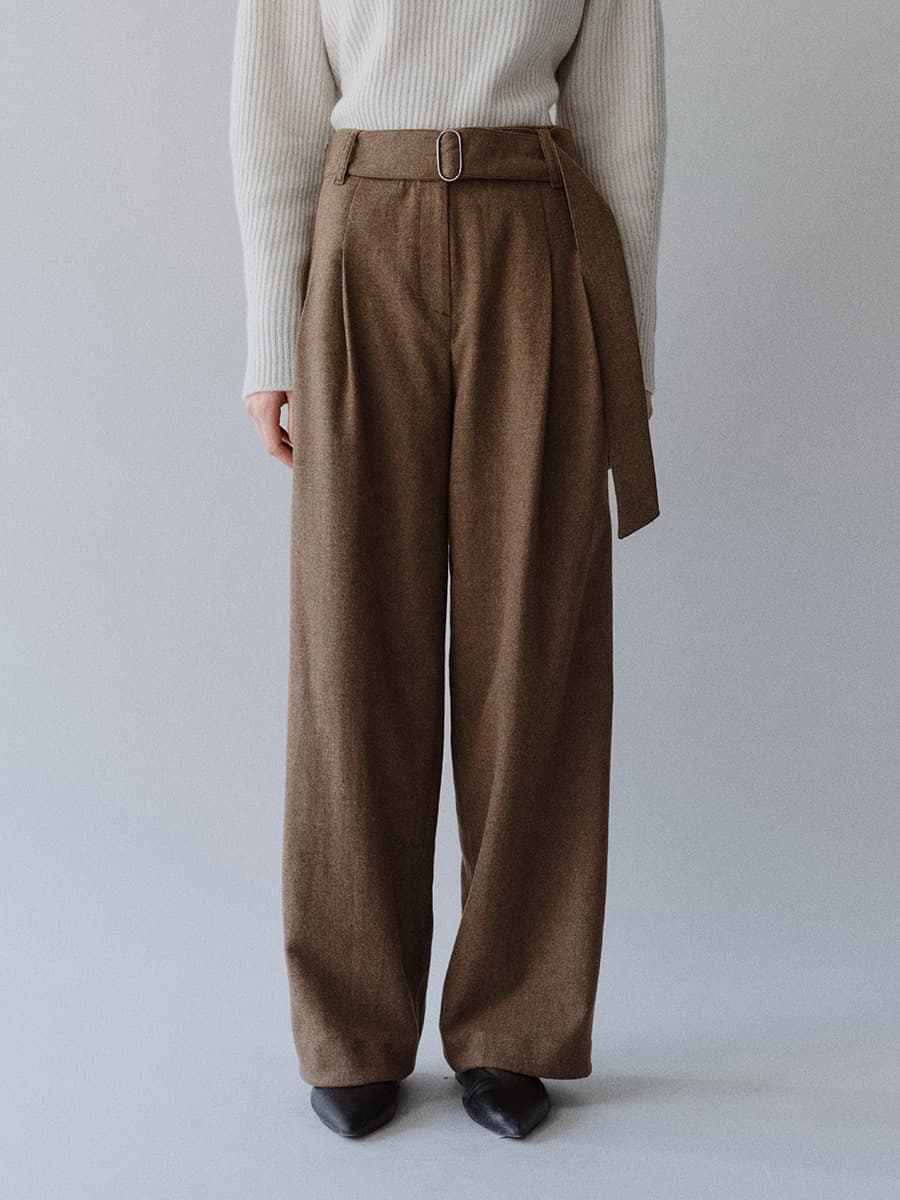 TFW WOOL TWO TUCK BELT TROUSERS_BROWN