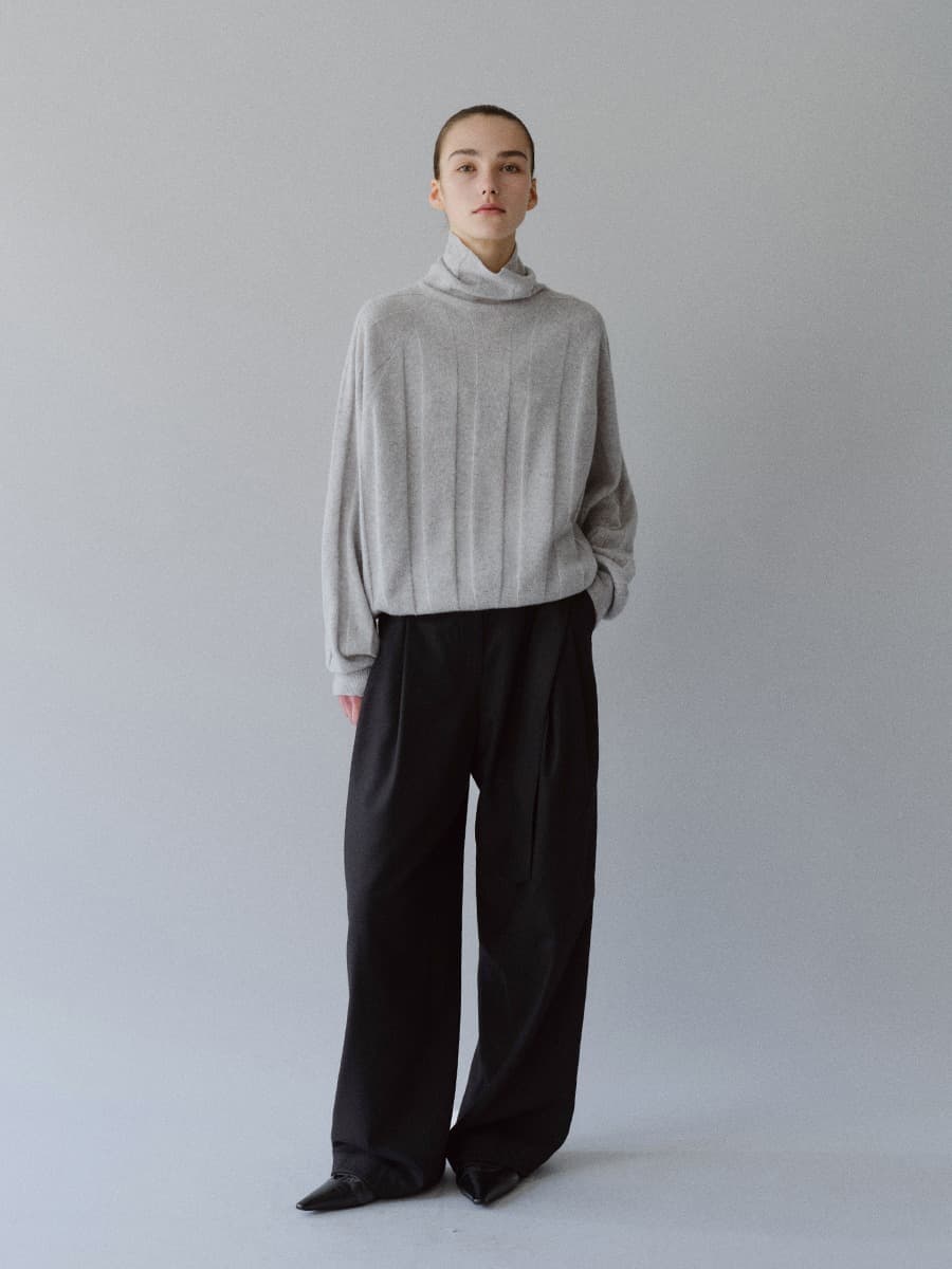 TFW WOOL TWO TUCK BELT TROUSERS_BLACK SOLID