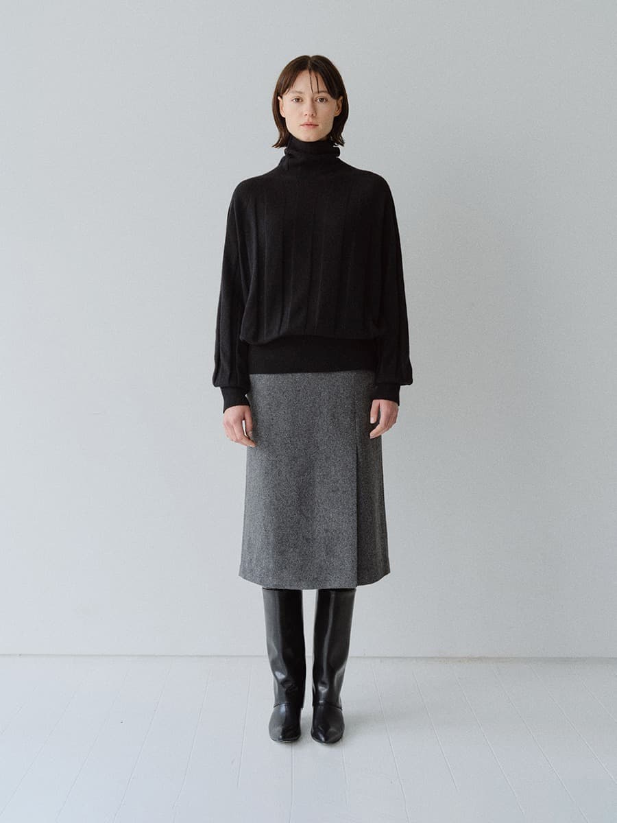 TFW FRONT SLIT SEMI H-LINE SKIRT_CHARCOAL