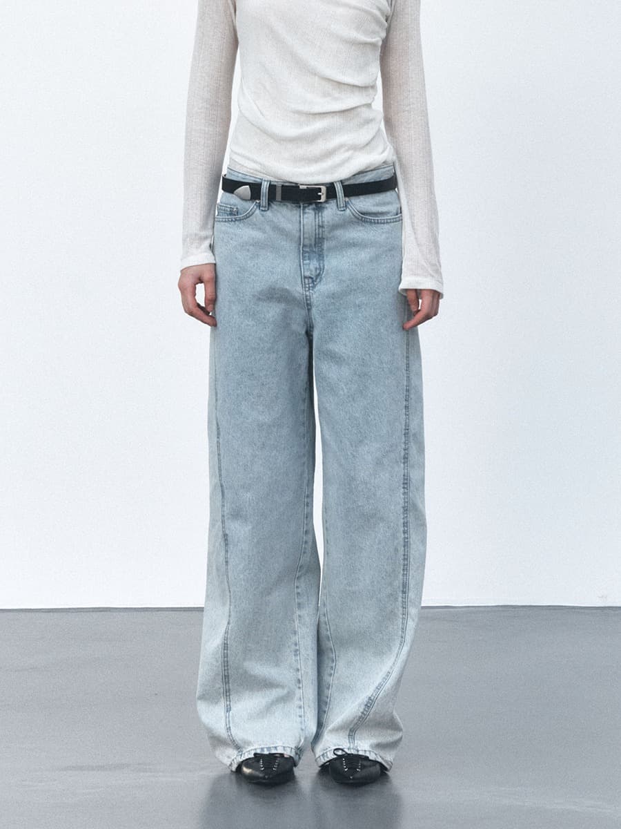 TVS CURVED DEVIDED DENIM_LIGHT-BLUE