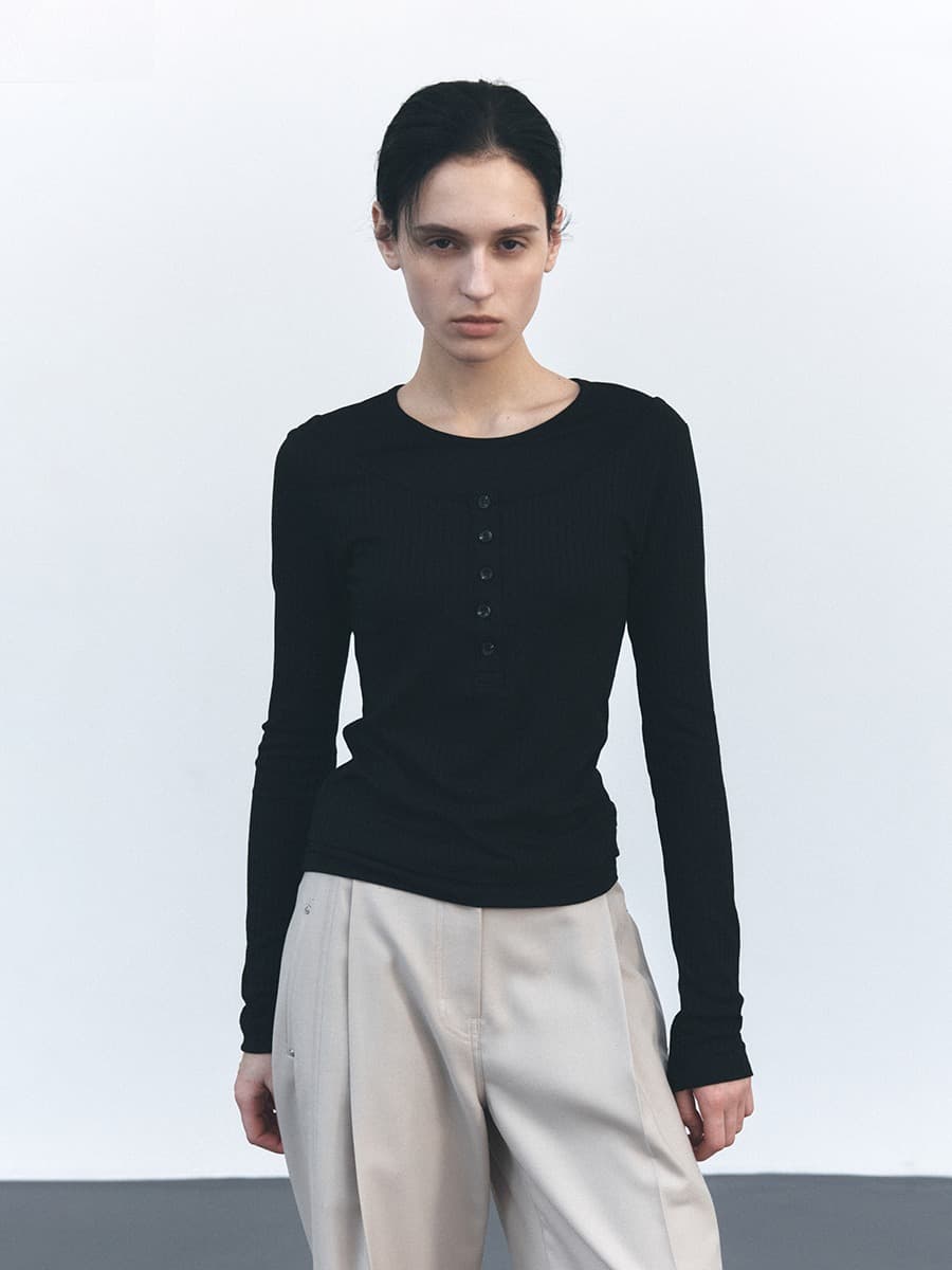 TVS LAYERD HENLY NECK TOP_BLACK