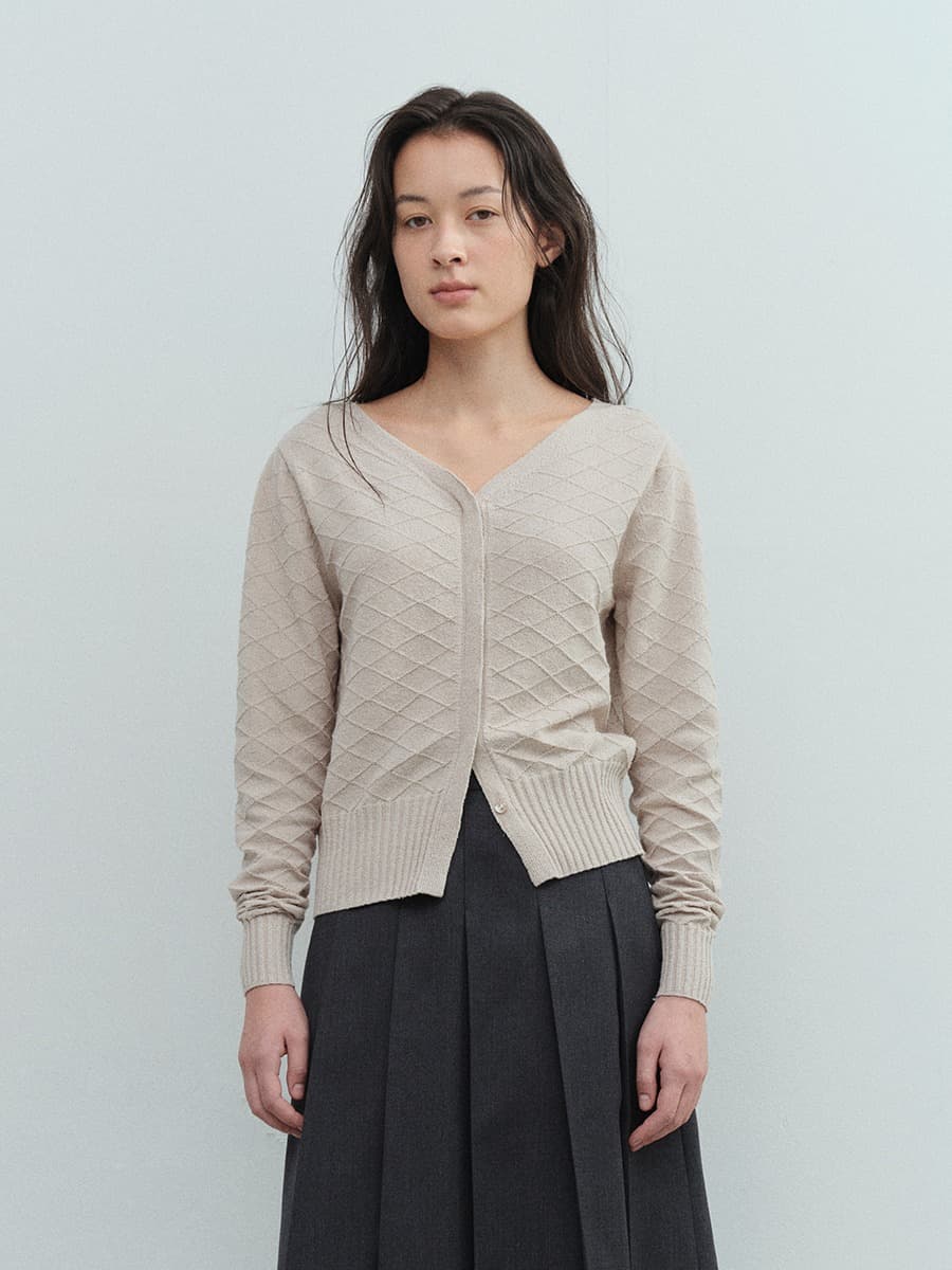 TVS ARGYLE V-NECK CARDIGAN_BEIGE