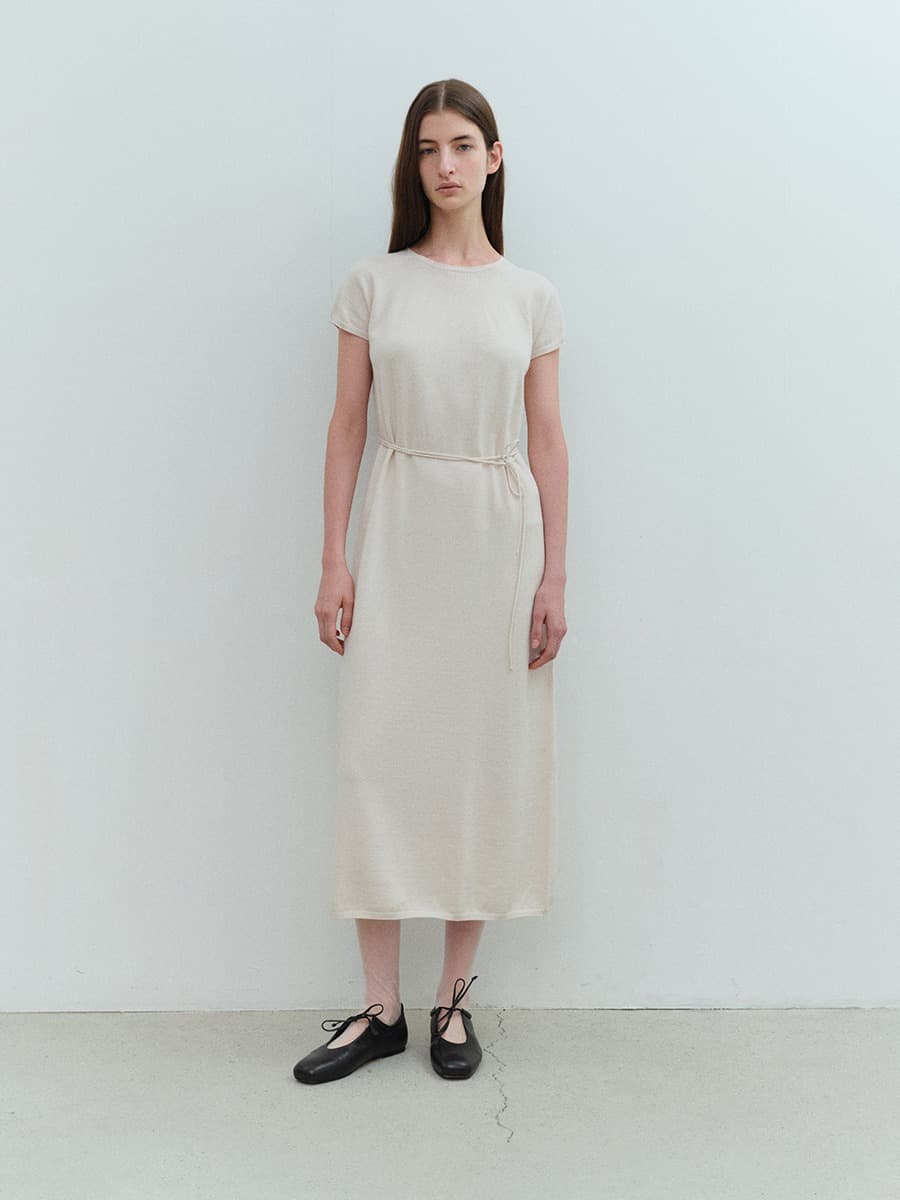 TVS CAP SLEEVE WHOLEGARMENT KNIT DRESS_IVORY