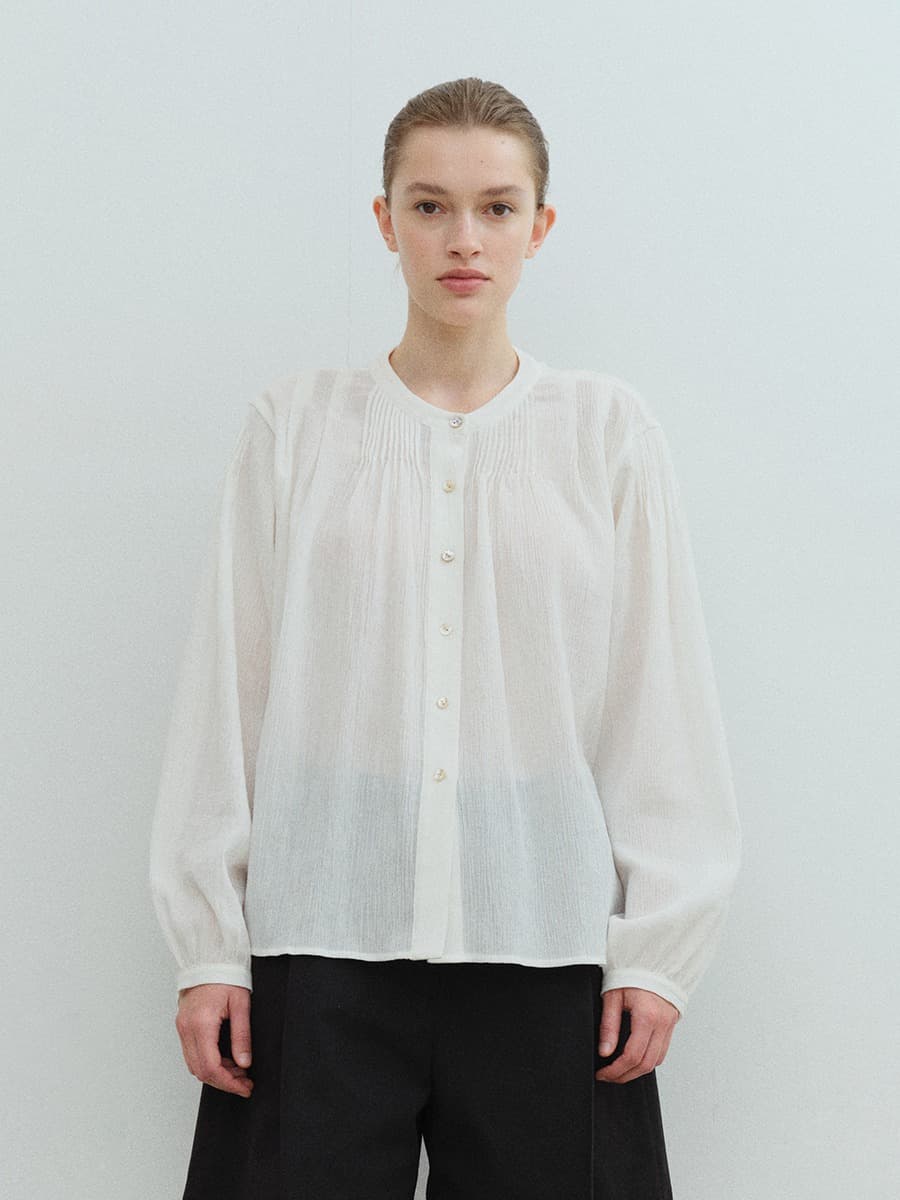 TVS ROUND NECK PIN-TUCK BLOUSE_IVORY