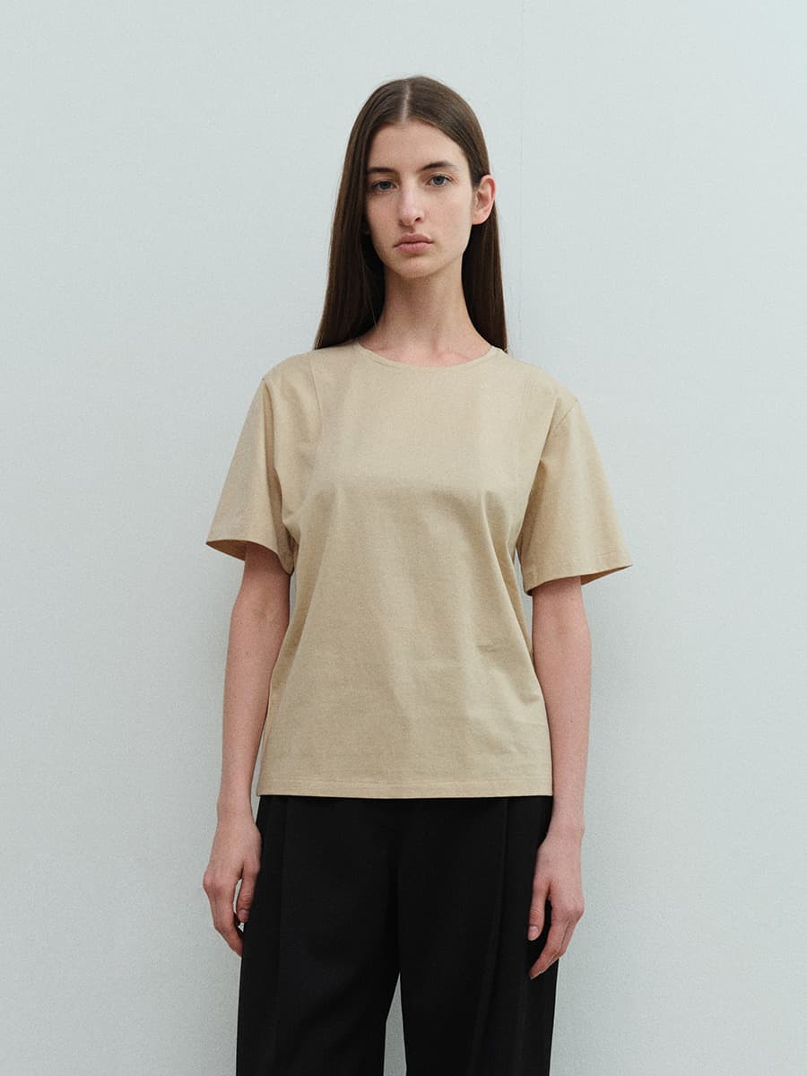 RTS ARMHOLE STITCH SILKET TOP_DEEP BEIGE