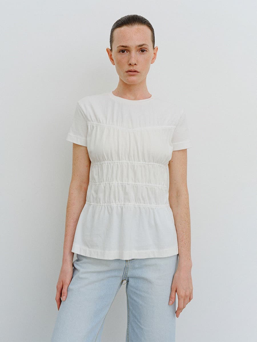 TVR WASHED SHIRRING TOP_WHITE
