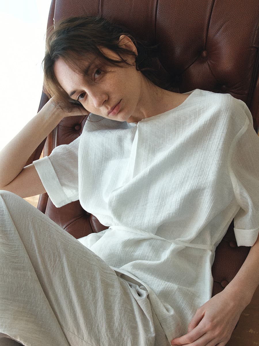 TVR DRAPED NECK BLOUSE_IVORY