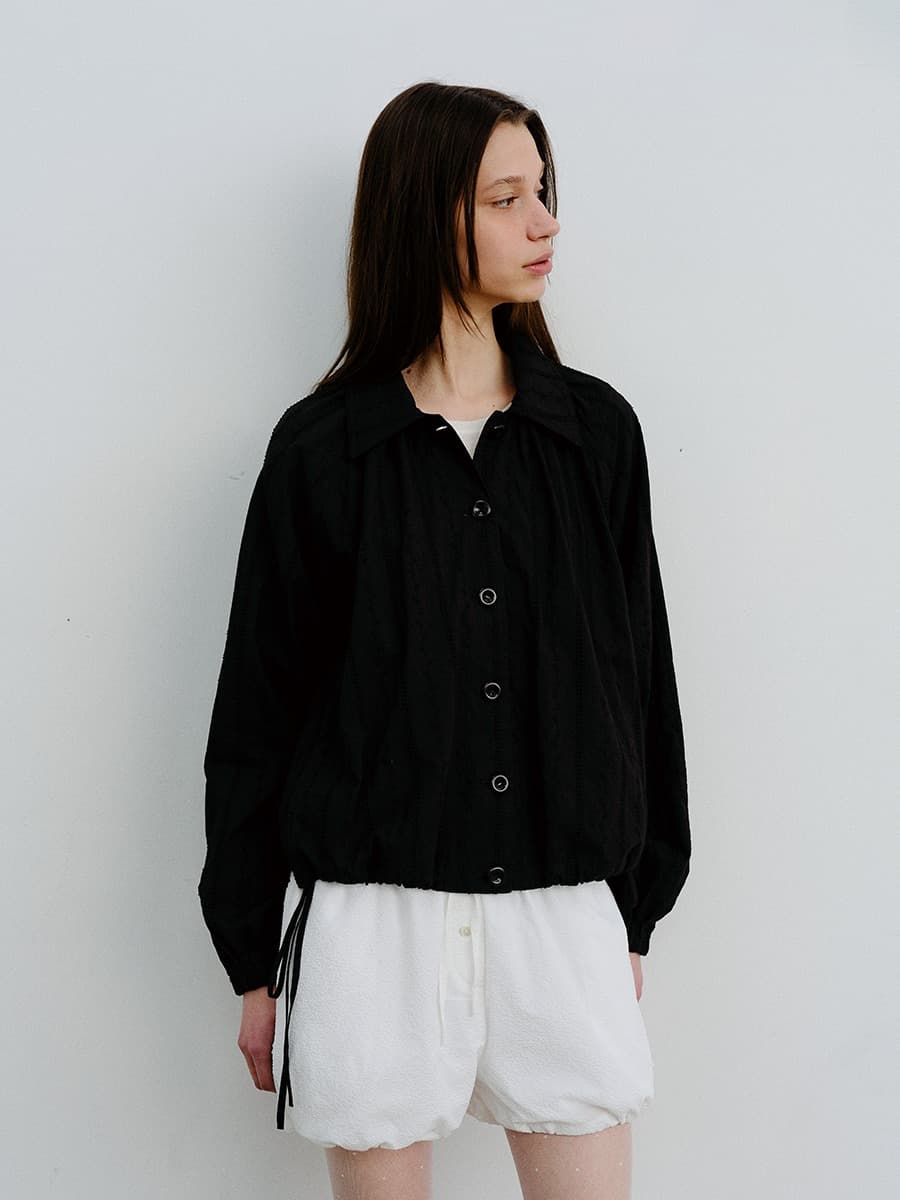 TVR EMBROIDERY COLLAR JUMPER_BLACK