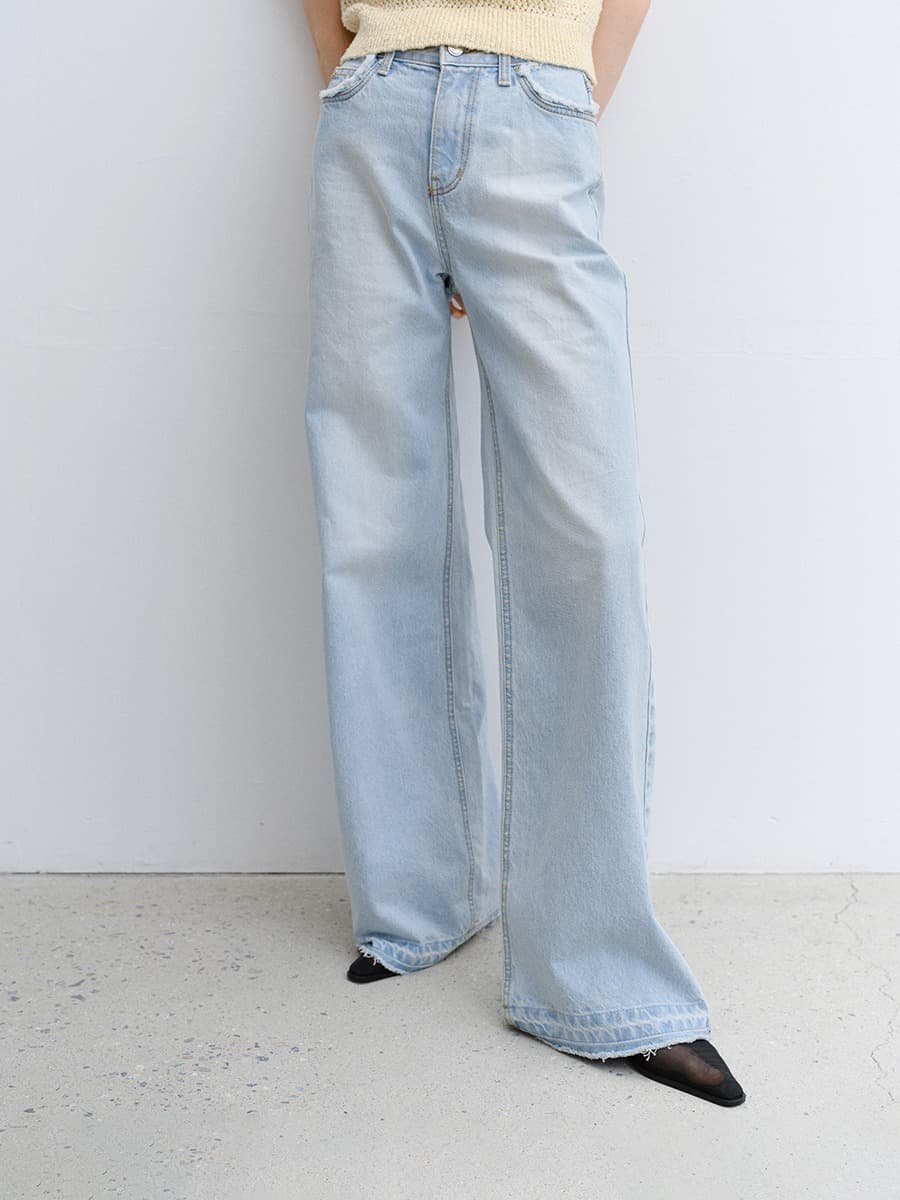 TVR FRINGE WASHED LOOSE FIT DENIM_LIGHT BLUE