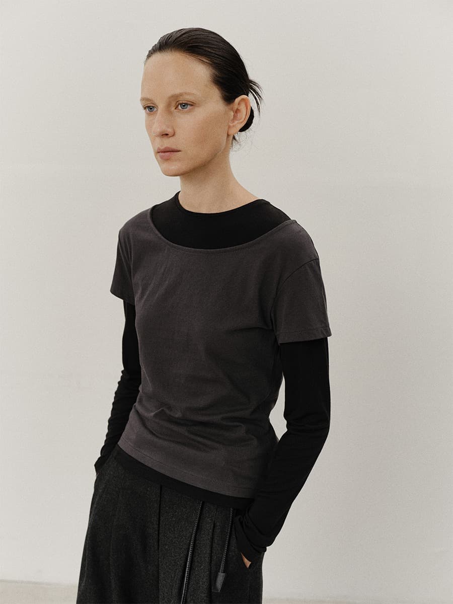 TVF WOOL LAYERED TOP_BLACK&CHARCOAL
