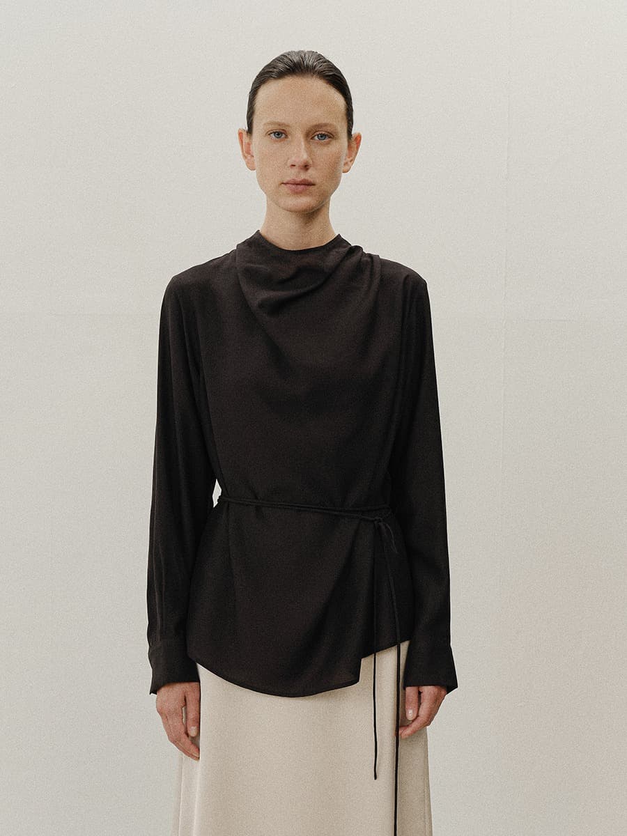 TVF DRAPED NECK BLOUSE_BLACK