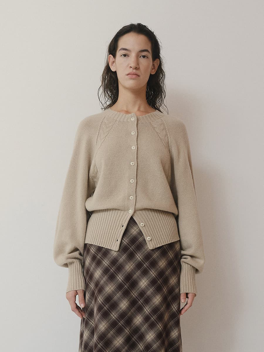 TVF MERINO WOOL CABLE KNIT CARDIGAN_L-BEIGE