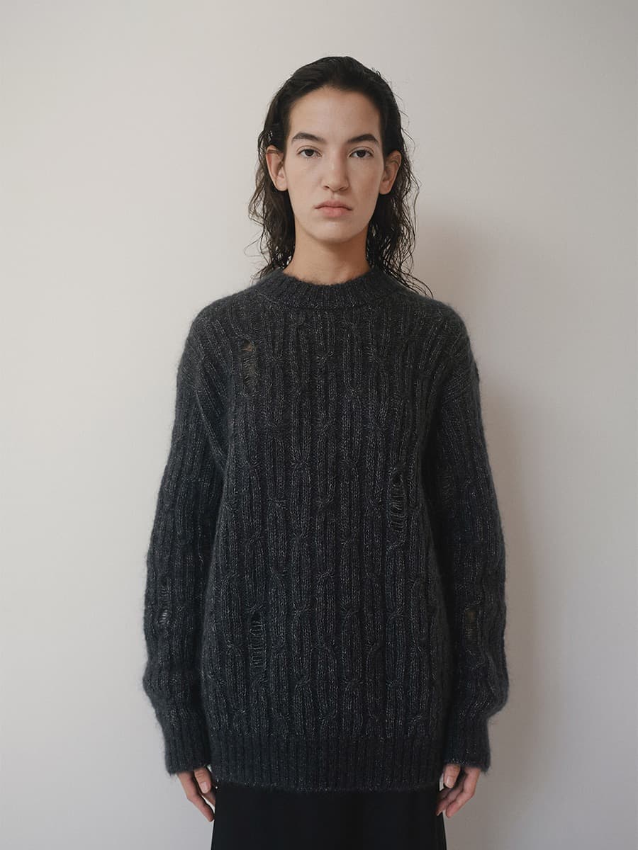 TVW MOHAIR CABLE DAMAGE KNIT TOP_CHARCOAL