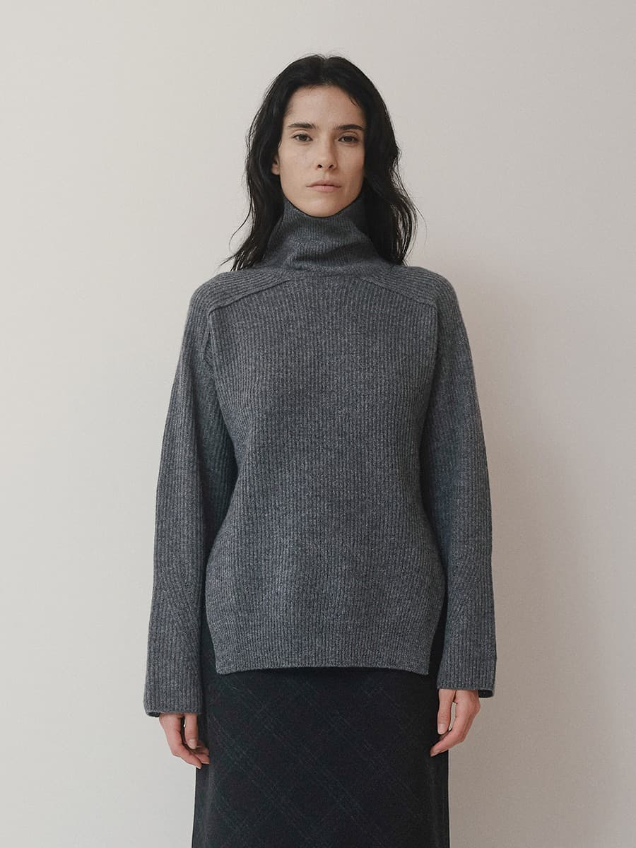 TVF MERINO WOOL TURTLENECK TOP_CHARCOAL