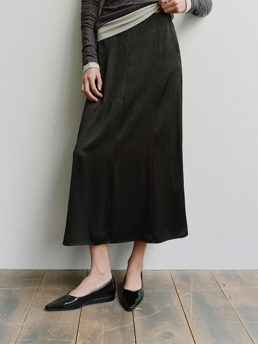 TIS FLARED MATT SATIN SKIRT_BLACK