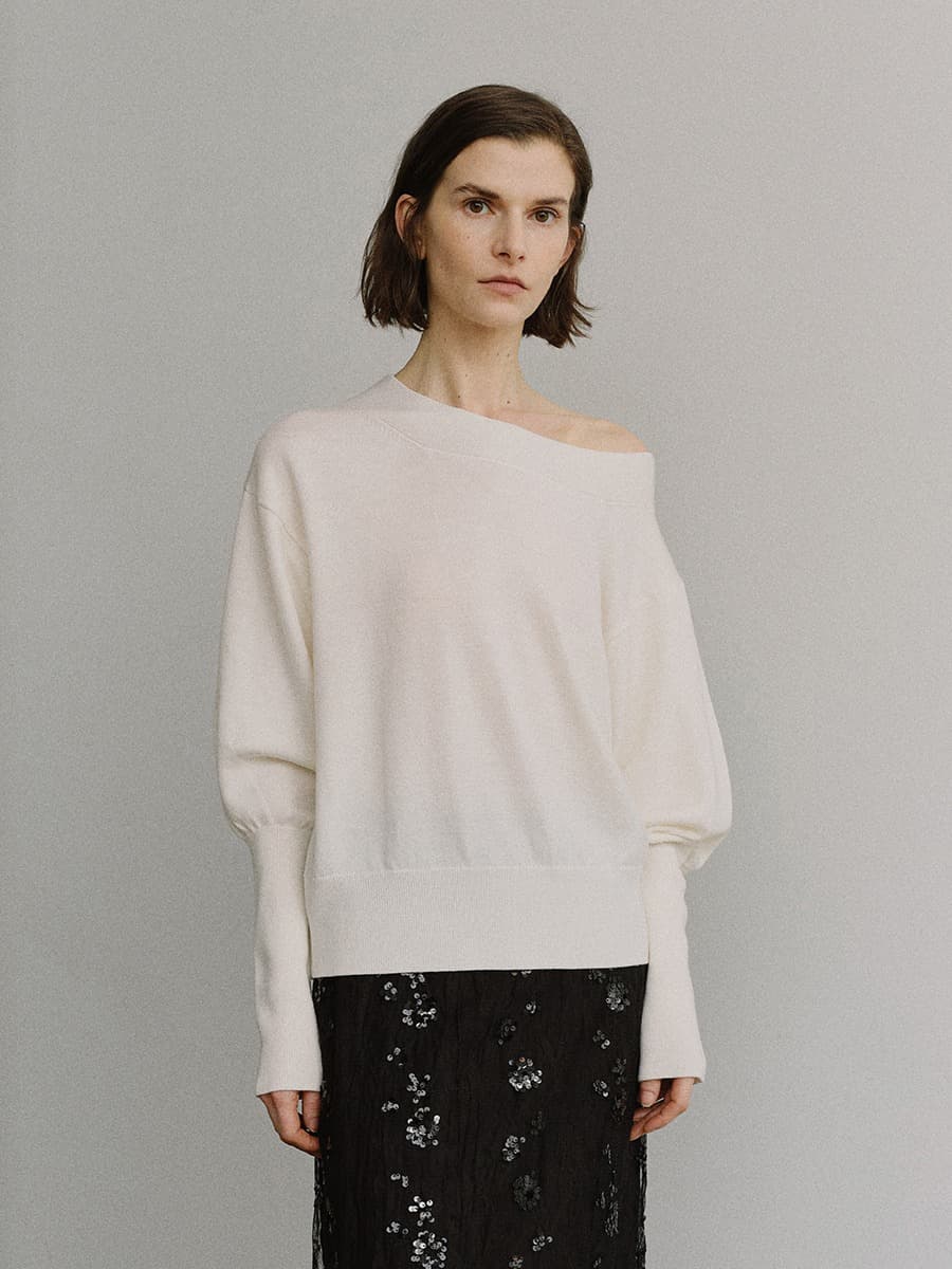 TIS WOOL OFF-SHOULDER KNIT TOP_IVORY