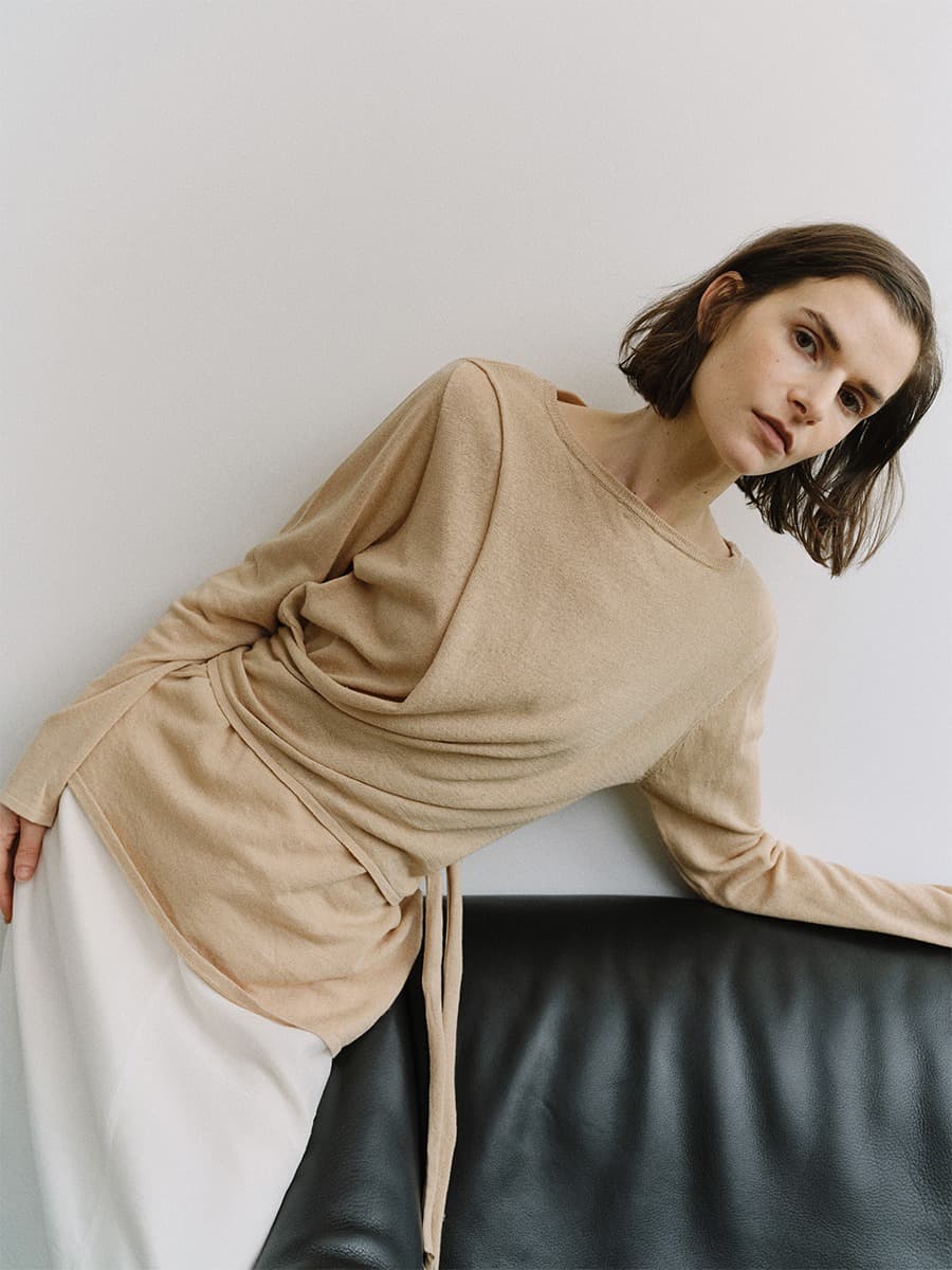 TIS TWIST LAYER KNIT TOP_BEIGE