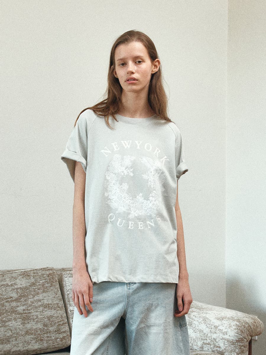 TIR LACE GRAPHIC ART TOP_ICE GREY