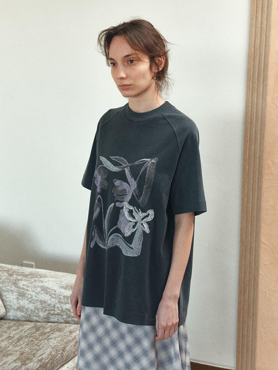 TIR FLORAL BUTTERFLY TOP_CHARCOAL
