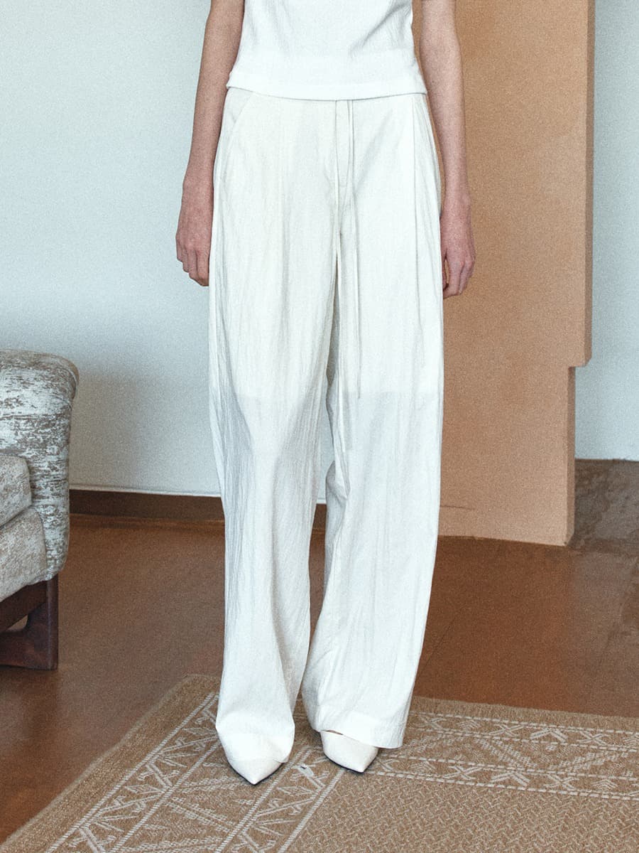 TIR ONE TUCK WIDE PANTS_ IVORY