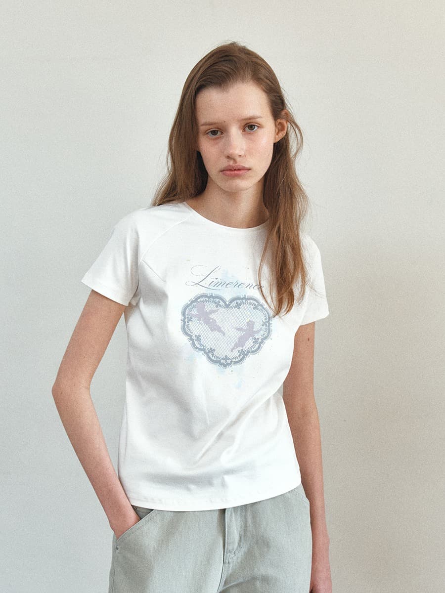 TIR HEART LACE ANGEL GRAPHIC ART TOP_WHITE
