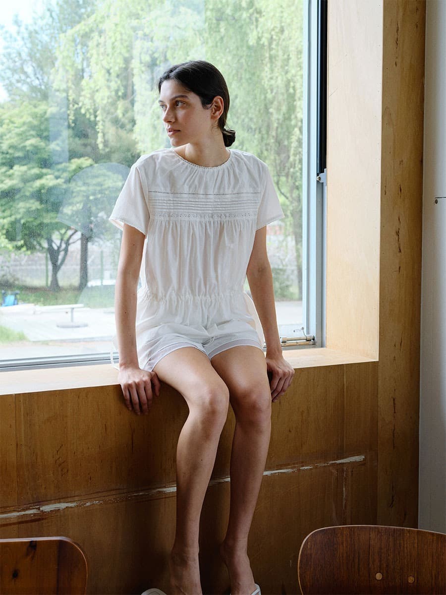 TIR PINTUCK LACE STRING BLOUSE_WHITE