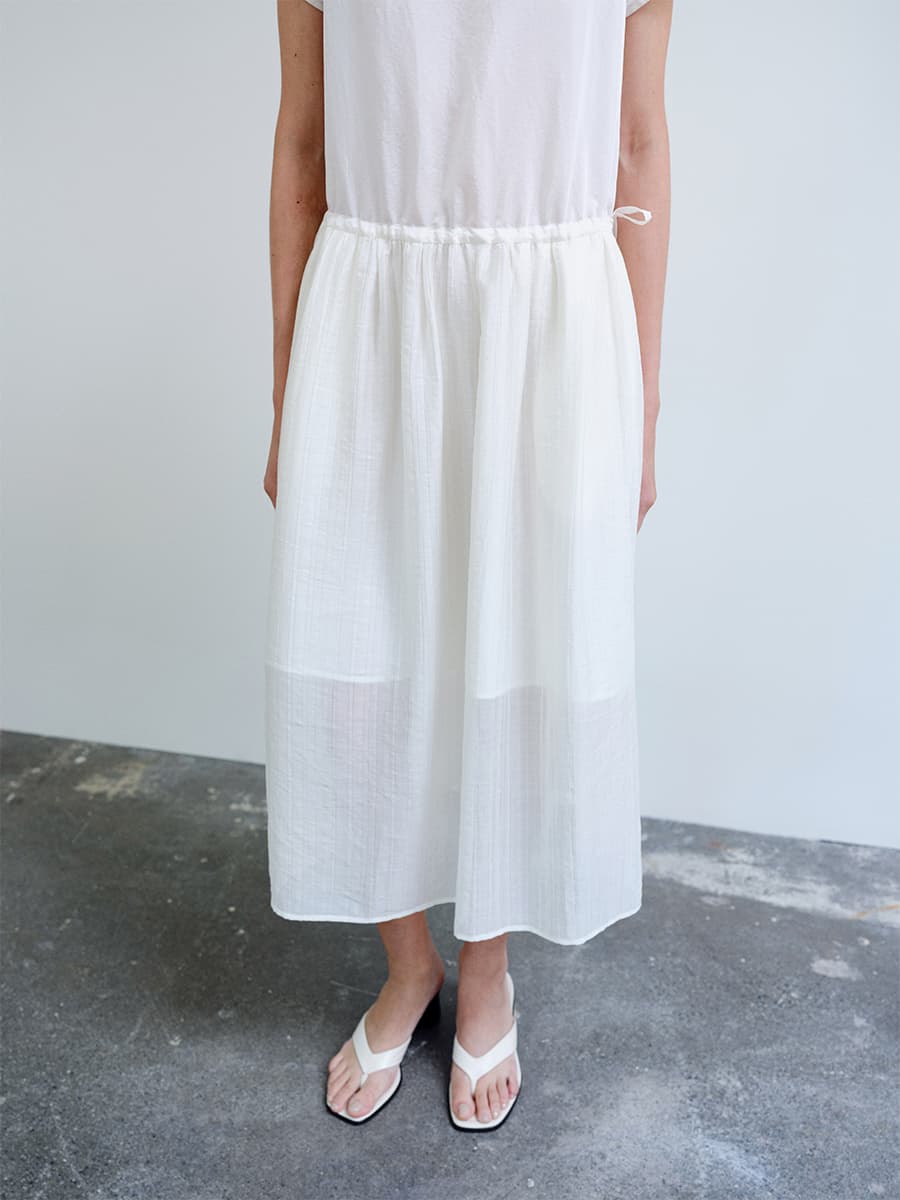 TIR ROLL COLLAR SHINING DRESS_CREAM — vue 9