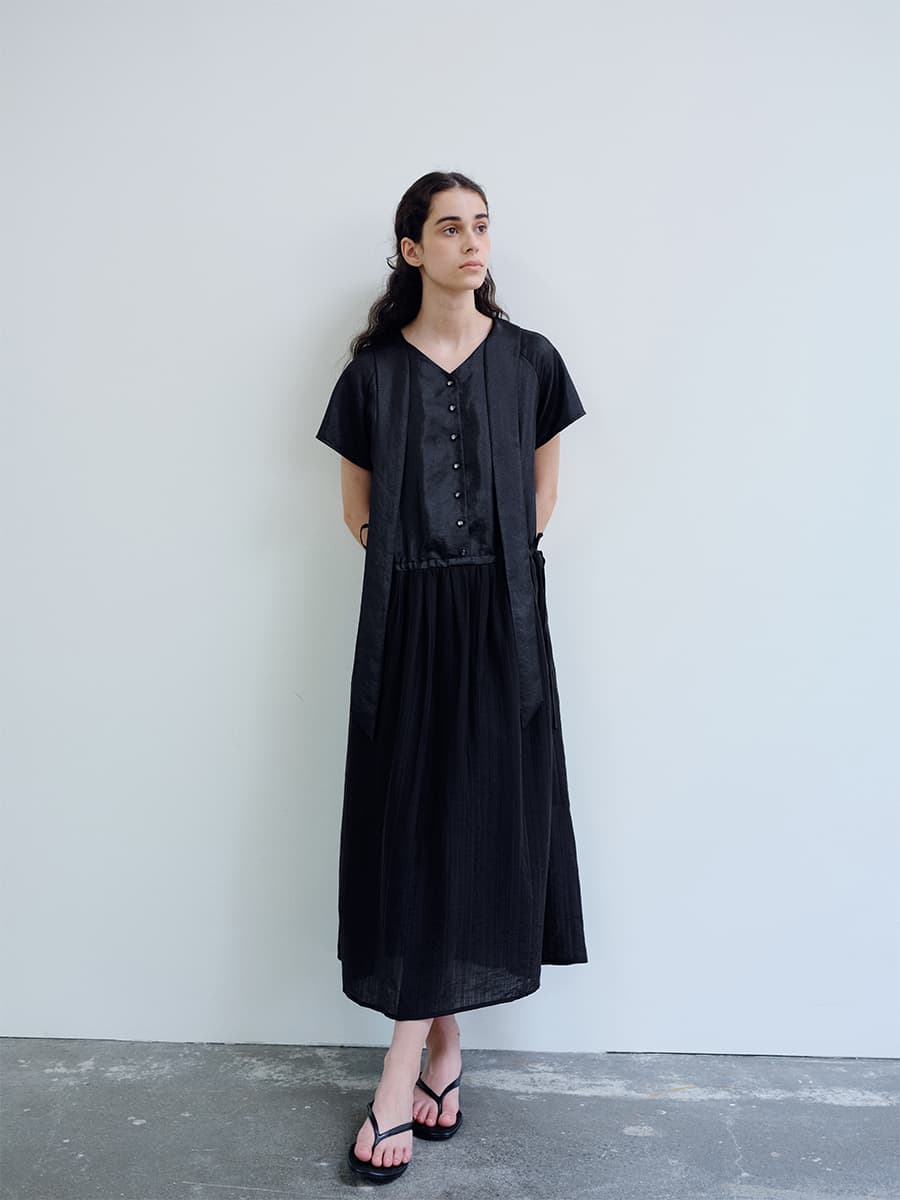 TIR ROLL COLLAR SHINING DRESS_BLACK — vue 3