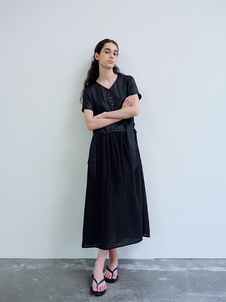 TIR ROLL COLLAR SHINING DRESS_BLACK — vue 4