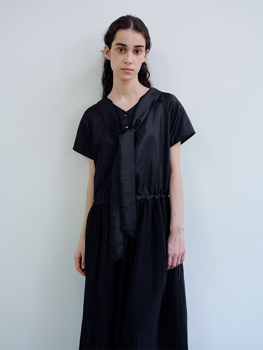 TIR ROLL COLLAR SHINING DRESS_BLACK