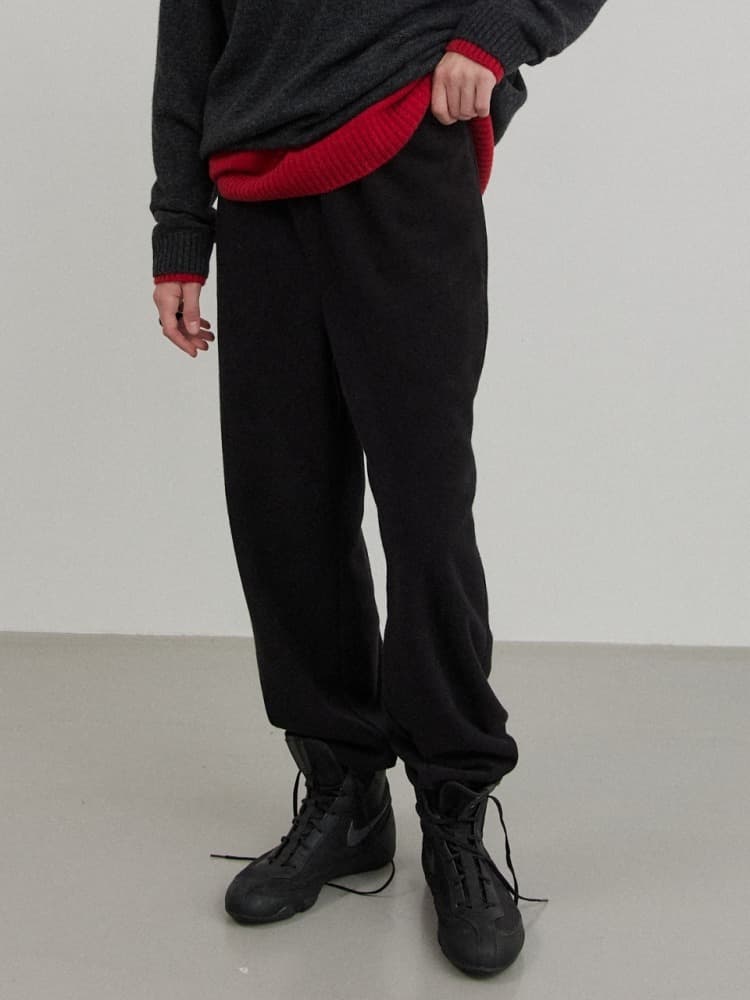 CLOUD JOGGER PANTS - BLACK