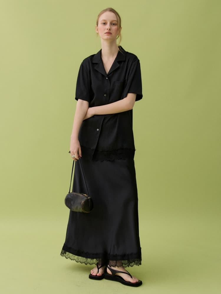 ETE SATIN HALF SHIRT - BLACK